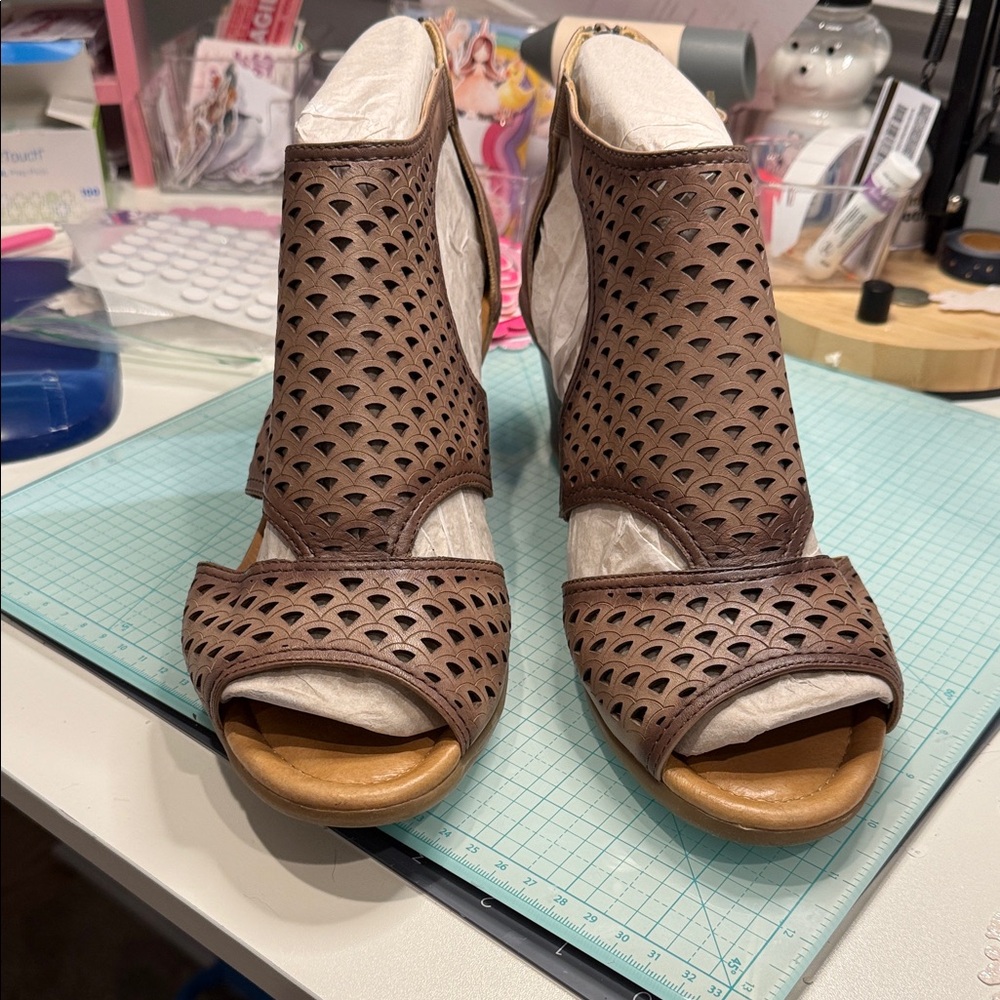 Earth Tan Cutout Peep-Toe Heels